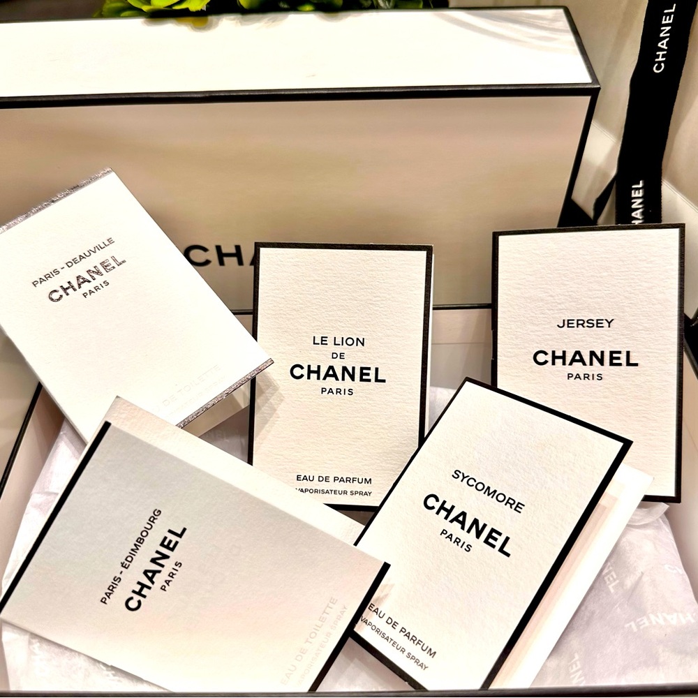 Chanel Les Exclusifs JERSEY, LE LION DE CHANEL, SYCOMORE, PARIS, DEAUVILLE